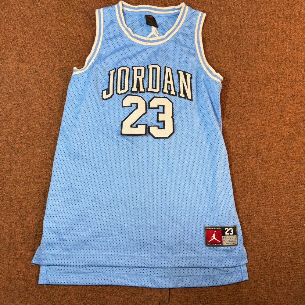 Jordan 23 UNC Basketball Jersey Youth Large Blue Stitched Mesh North Carolina